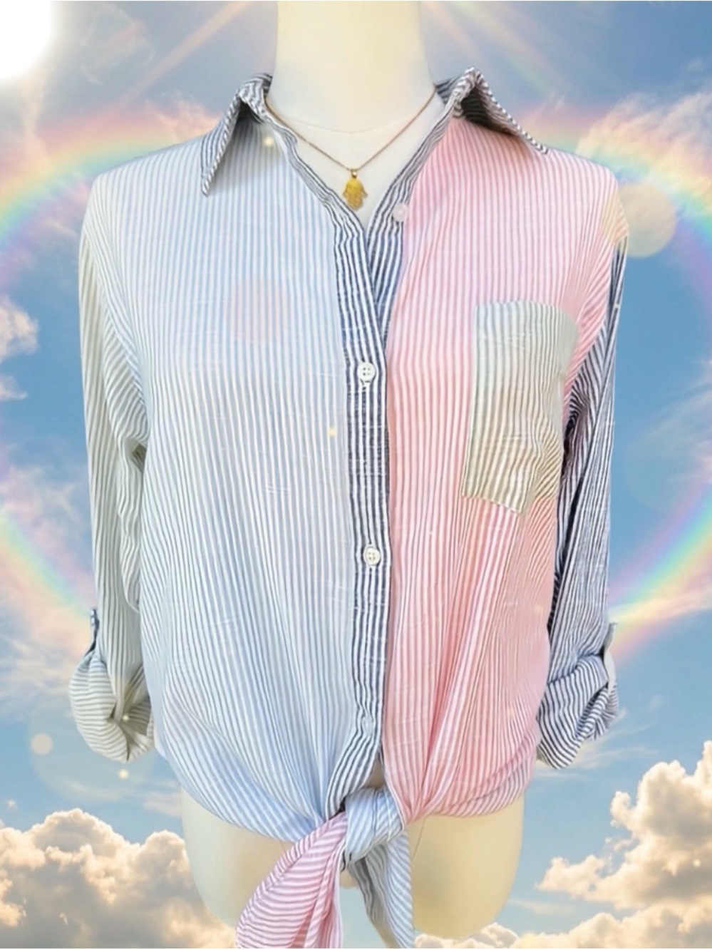 JAPNA  MULTI COLORED STRIPE BUTTON UP TOP - XS 💙❤️